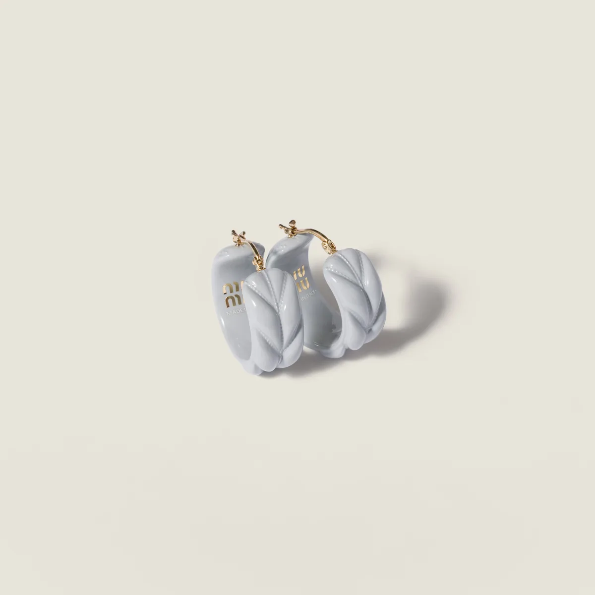 Miu Miu Matelasse earrings (Pearl Gray)